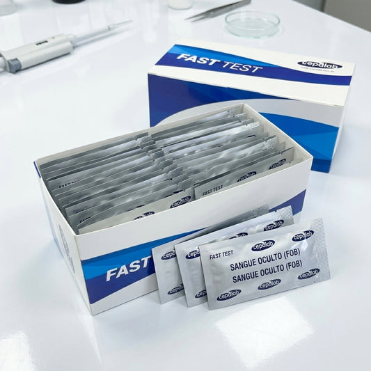 Teste Rápido FOB Cassete – Caixa aberta mostrando os dispositivos de teste